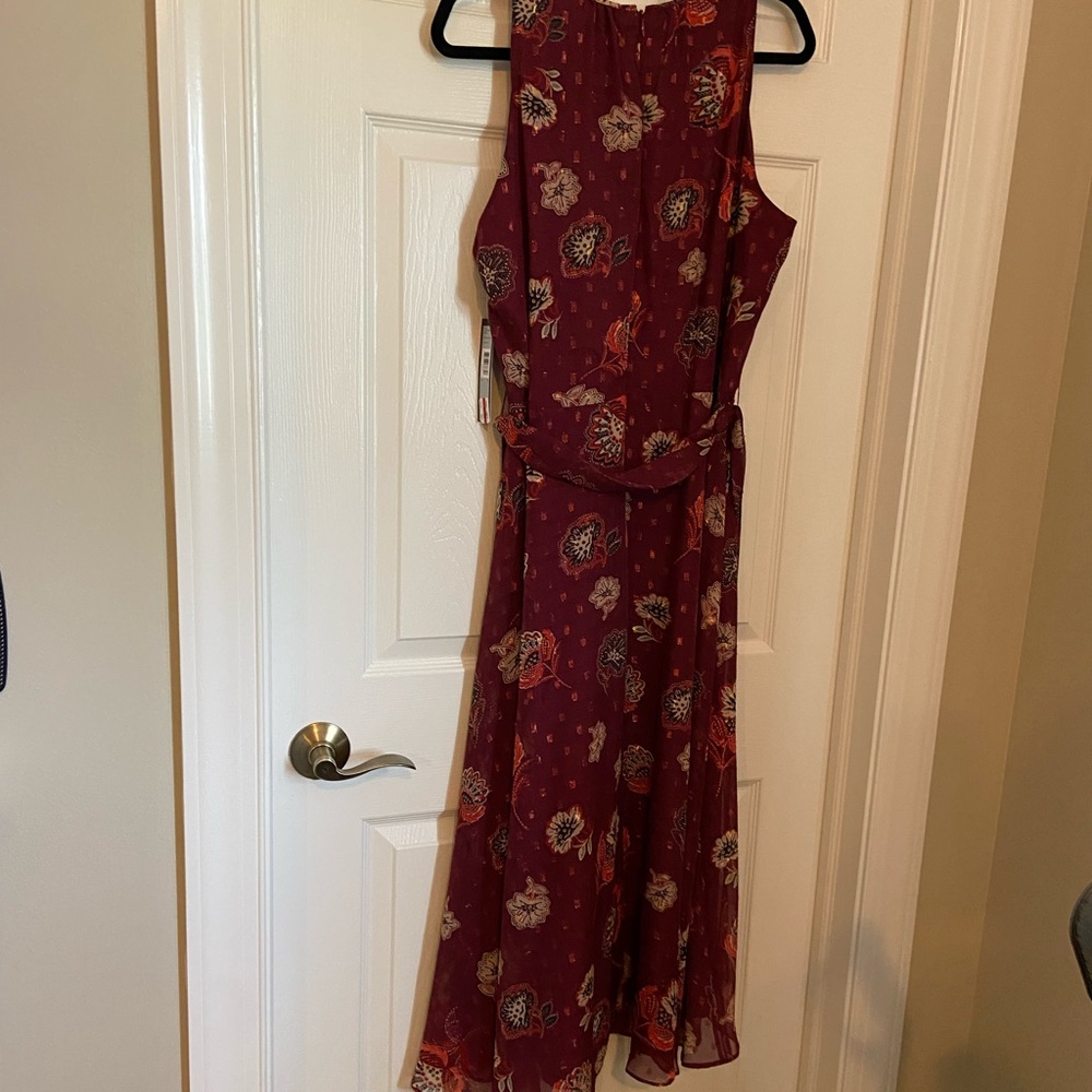 NWT Tahari Chiffon Dress - Picture 6 of 6